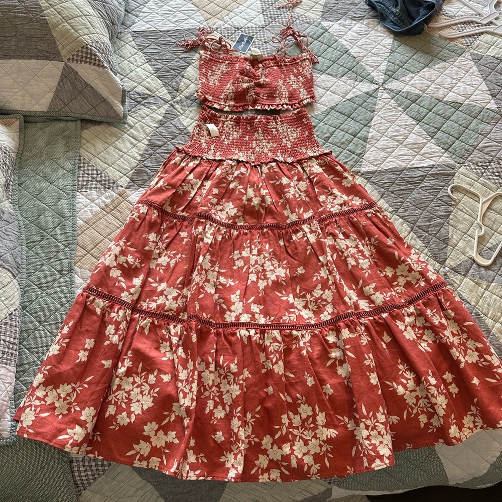 The House of Harlow linen blend floral crop top and skirt set